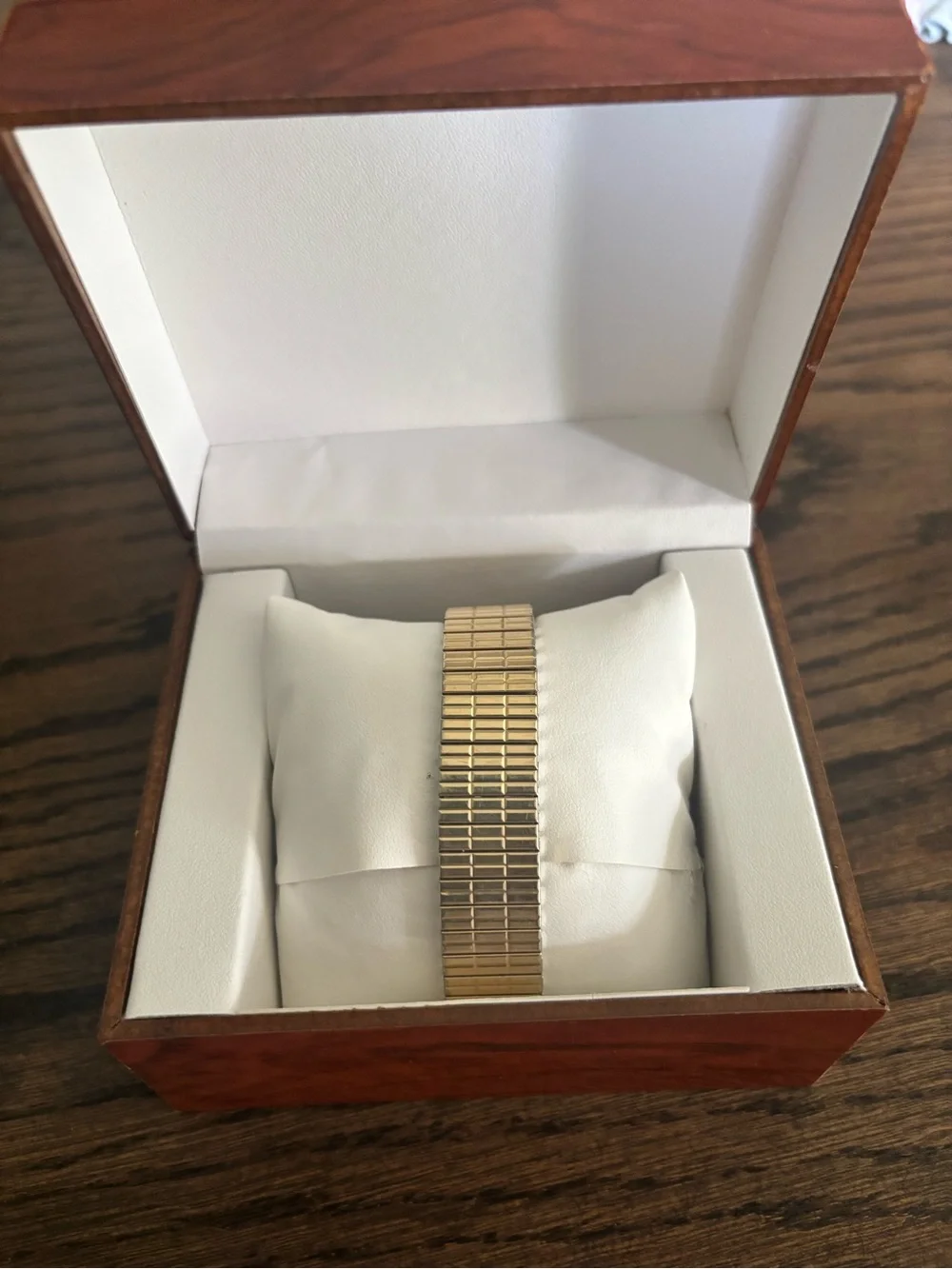 Pulsar by Seiko Y112-8059 Gold Tone Quartz Watch